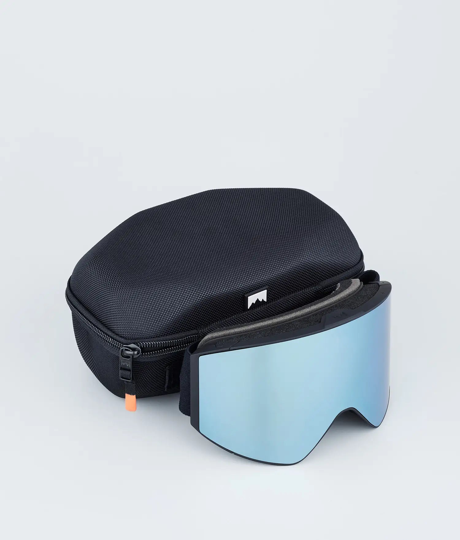 Scope Skibrille Schwarz mit Black Moon Blue Spiegelglas